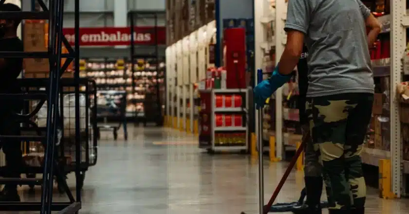 A Complete Guide to Warehouse Flooring Maintenance