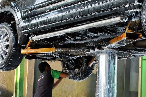 pelajari tips bagaiamana cara meraawat mobil matic yang benar sehingga nyaman dan aman ketika di gunakan